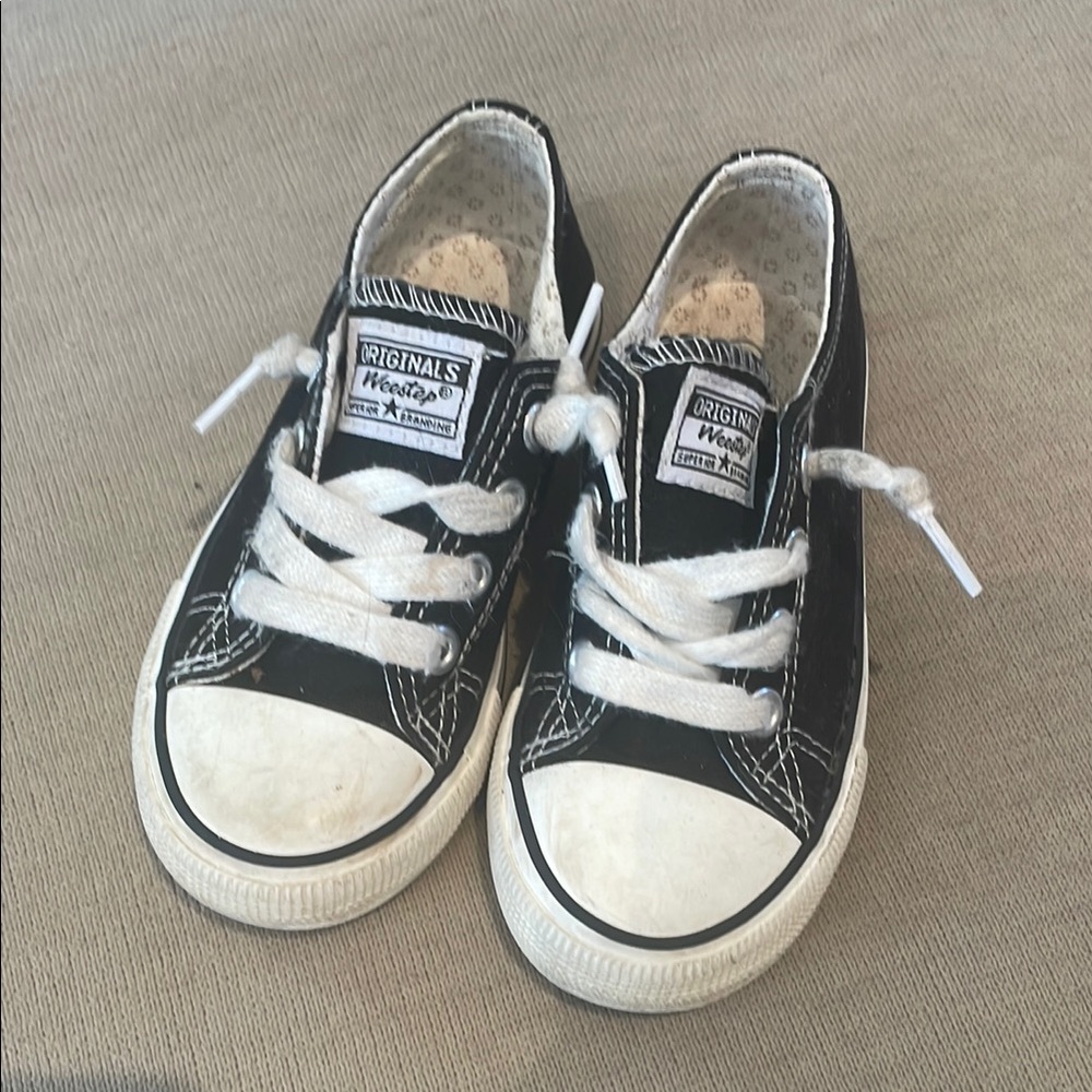 Black and White Low-Top Sneakers with Rubber Toe Cap